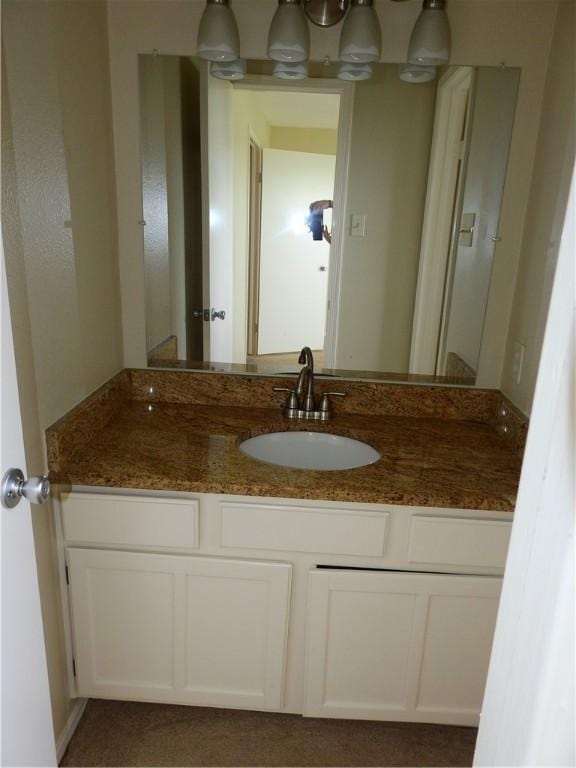 4401 River Valley Dr, Corpus Christi, TX 78410 - bathroom featuring vanity