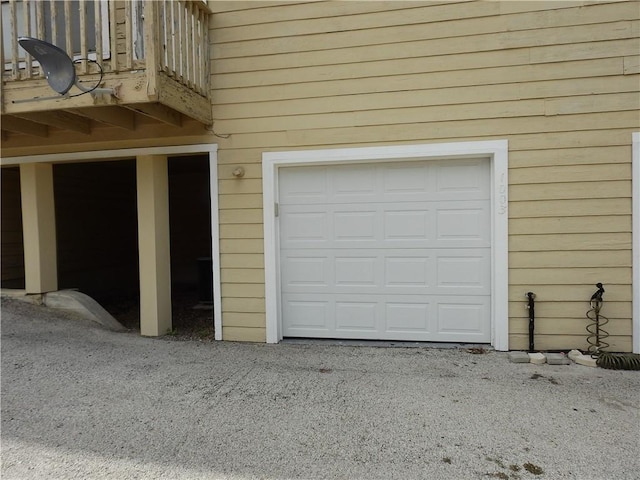 4401 River Valley Dr, Corpus Christi, TX 78410 - view of garage