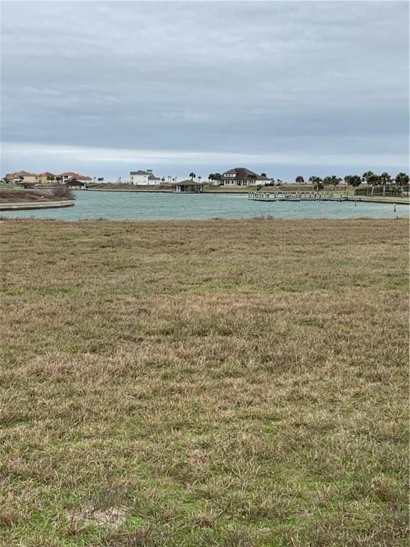 7 E Lago Loop Prt, Oconnor, TX 77982