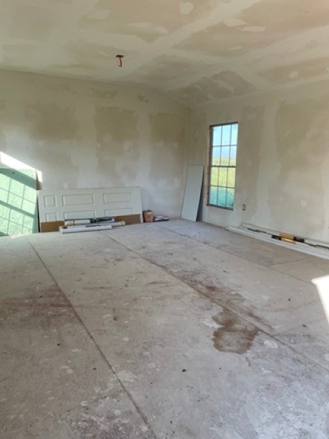 spare room featuring a baseboard radiator