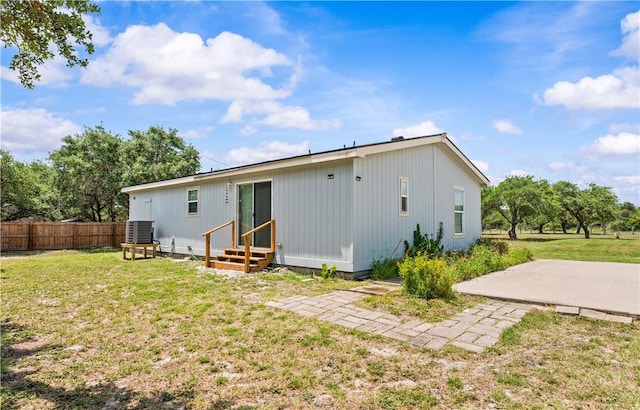 1182 Lee Rd, Aransas Pass, TX 78336 - rear view of property featuring entry steps