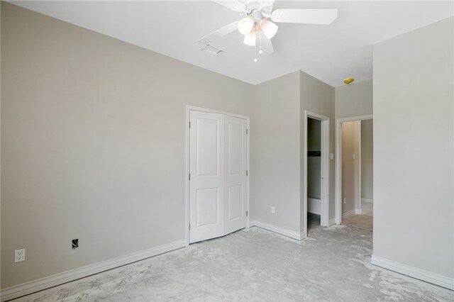 unfurnished bedroom featuring ceiling fan