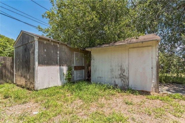 1630 Hudson St, Corpus Christi, TX 78416 - view of outbuilding