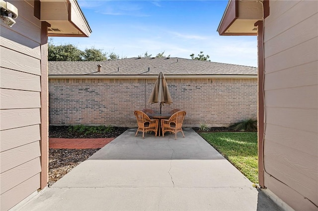 126 Whistlers Cove Rd, Rockport, TX 78382 - view of patio / terrace featuring outdoor dining space