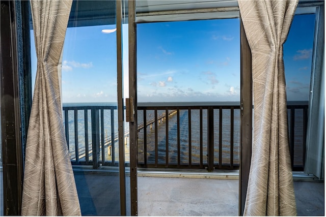 4334 E Ocean Dr Unit 306, Corpus Christi, TX 78404 - balcony with a water view