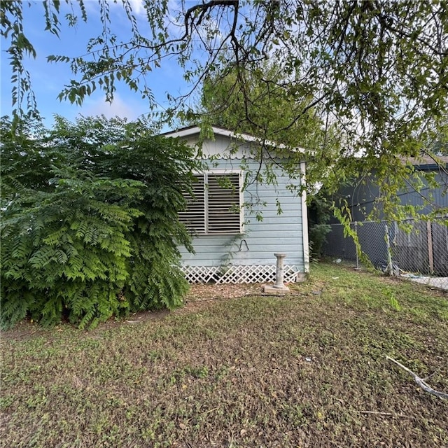 view of home's exterior