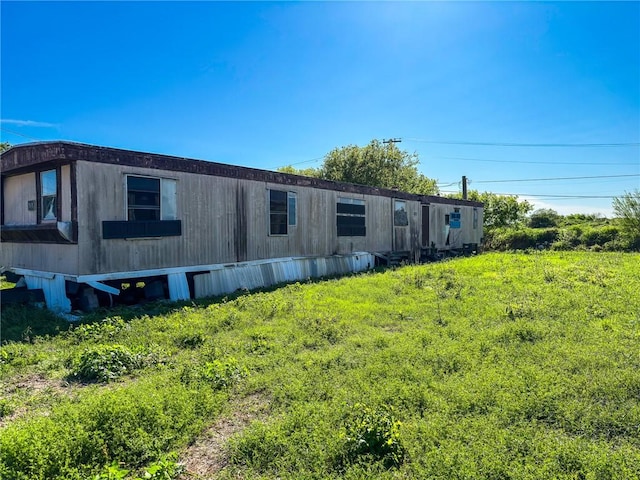 1011 John Wayne Dr, Robstown, TX 78380