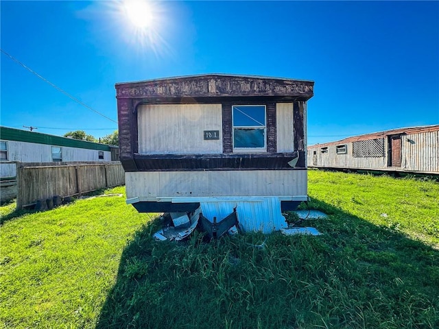 1011 John Wayne Dr, Robstown, TX 78380