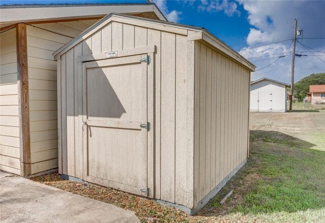529 Blanco St, Taft, TX 78390 - view of shed
