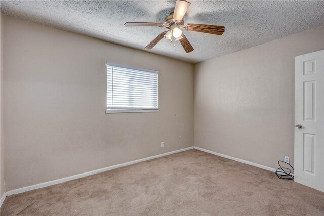 529 Blanco St, Taft, TX 78390 - carpeted empty room with a ceiling fan and a textured ceiling