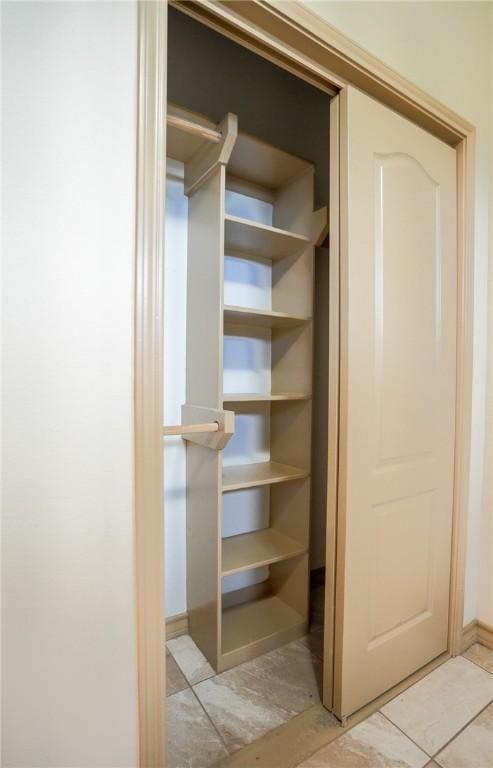 6725 Brooke Rd, Corpus Christi, TX 78414 - view of closet