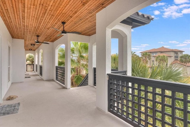 balcony with a ceiling fan