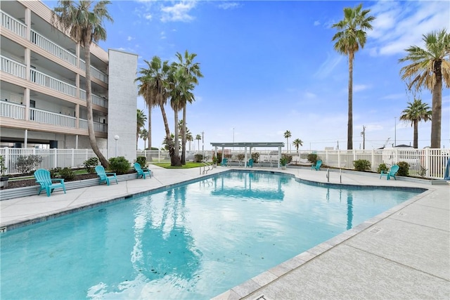 3938 Surfside Blvd Unit 1319, Corpus Christi, TX 78402 - community pool with a patio area