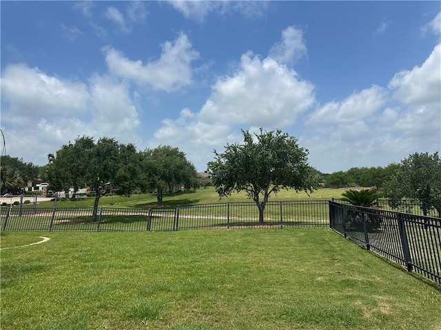 6333 Oso Pkwy, Corpus Christi, TX 78414 - view of yard