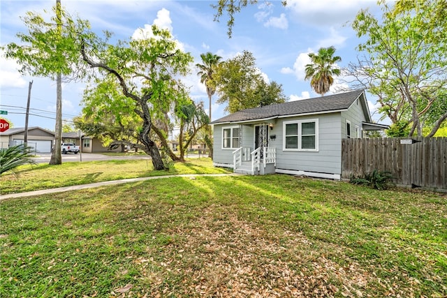 view of front of house with a front yard