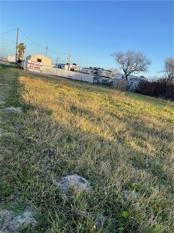 Listing photo 3 for 217 Skipper, Corpus Christi TX 78418