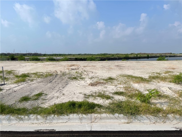 Listing photo 3 for 277 Blue Heron Dr, Port Aransas TX 78373