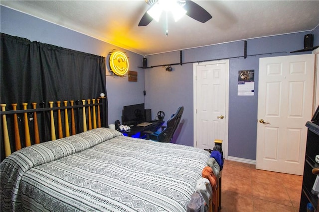 1512 Palo Blanco, Beeville, TX 78102 - tiled bedroom with ceiling fan