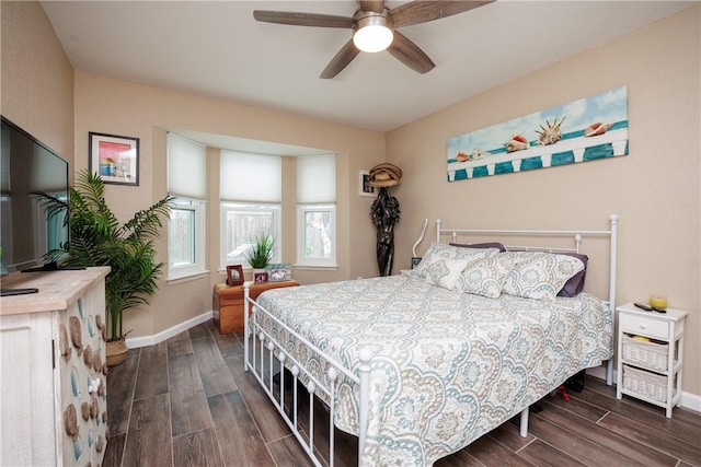 bedroom with ceiling fan