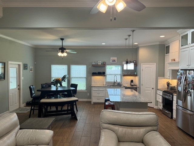 2525 Luzius Dr, Corpus Christi, TX 78418 - photo 4