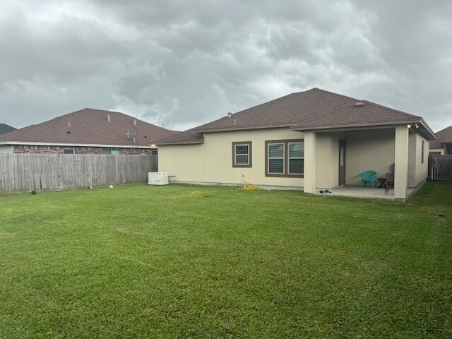2525 Luzius Dr, Corpus Christi, TX 78418 - photo 18