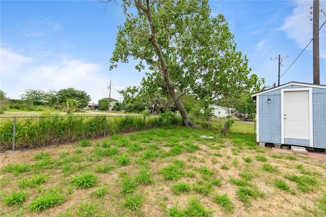 105 E Cornwall St, Rockport, TX 78382 - view of yard