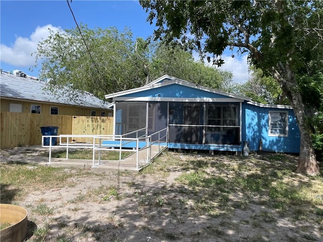 516 Sodville St, Sinton, TX 78387 - photo 1
