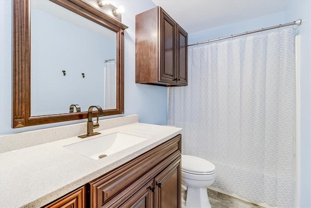 109 Misty Ln, Aransas Pass, TX 78336 - bathroom with toilet, vanity, and a shower with curtain