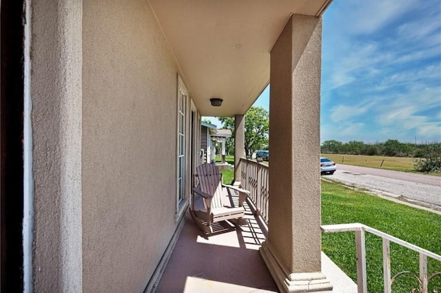 view of patio / terrace featuring covered porch