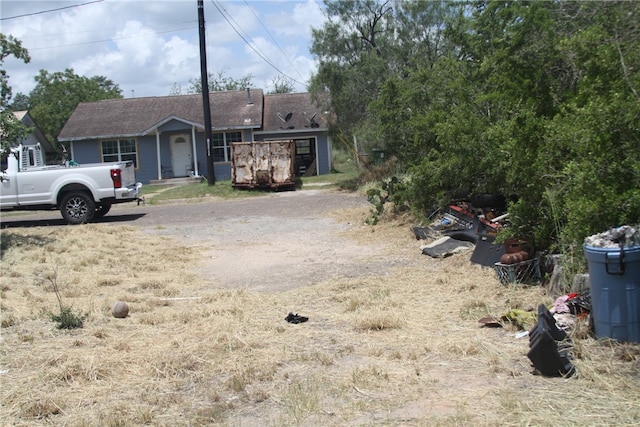 view of front of home