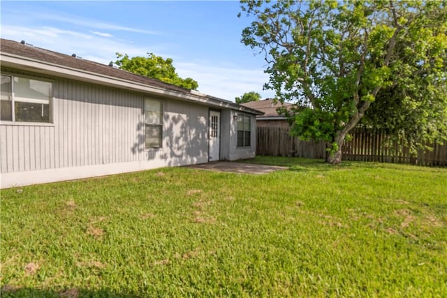 2809 Vancouver Dr, Corpus Christi, TX 78414 - view of yard