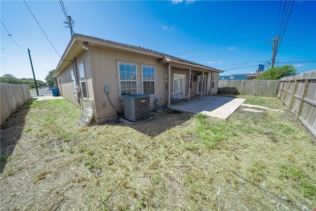 2033 Briarwood Dr, Corpus Christi, TX 78412 - rear view of property featuring a patio and a fenced backyard