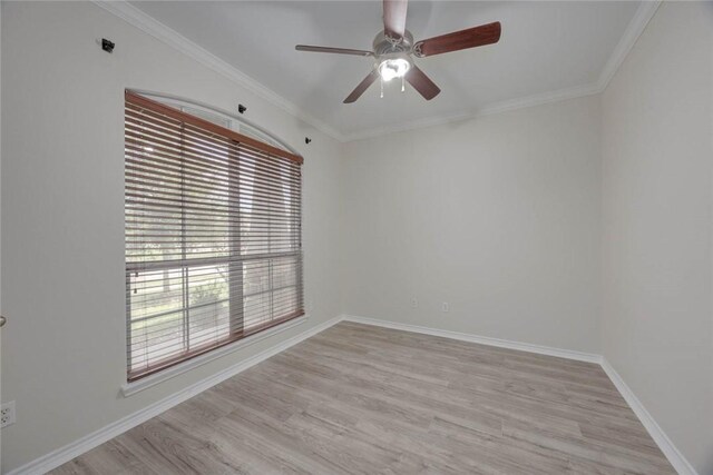 7706 Fort Griffen Dr, Corpus Christi, TX 78414 - empty room featuring ceiling fan, light wood finished floors, ornamental molding, and baseboards