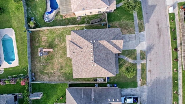 7706 Fort Griffen Dr, Corpus Christi, TX 78414 - aerial view of a pool area