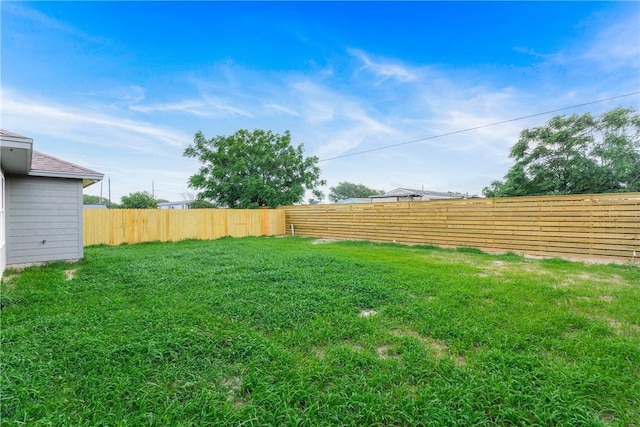 2513 Luzius Dr, Corpus Christi, TX 78418 - view of yard
