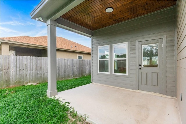 2513 Luzius Dr, Corpus Christi, TX 78418 - view of patio with fence