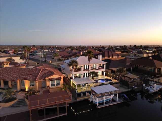 view of aerial view at dusk