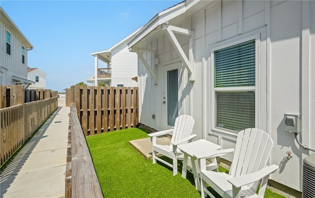 15101 Boca Grandi Dr, Corpus Christi, TX 78418 - view of yard with fence
