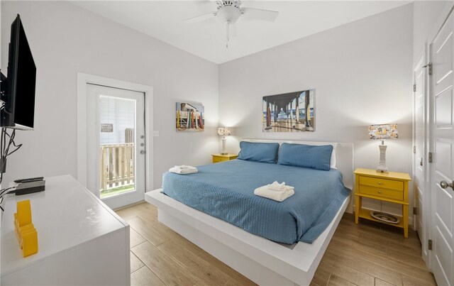15101 Boca Grandi Dr, Corpus Christi, TX 78418 - bedroom with light wood-type flooring and a ceiling fan
