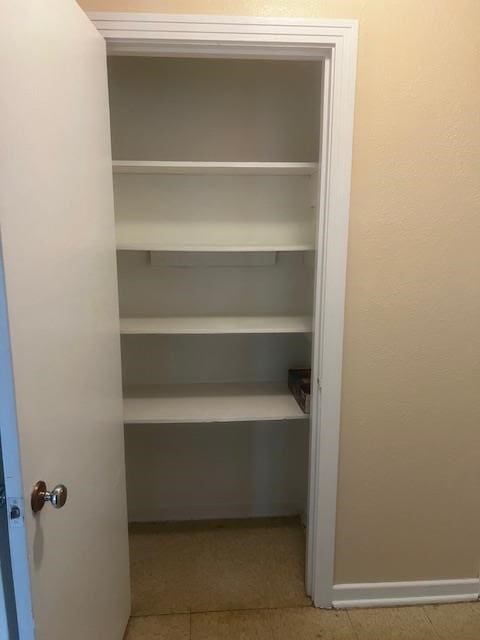 502 S Stephenson St, Beeville, TX 78102 - view of closet