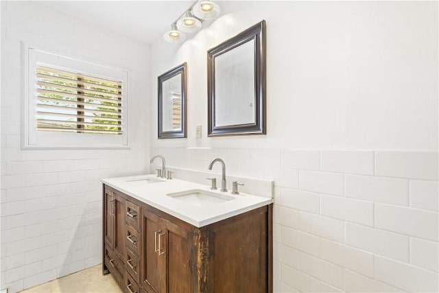 445 Poenisch, Corpus Christi, TX 78412 - full bath with tile walls and double vanity