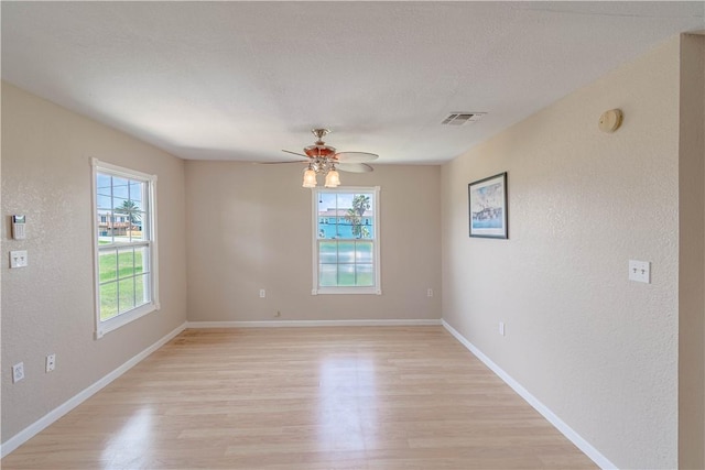 1308 S Live Oak St, Rockport, TX 78382 - photo 4
