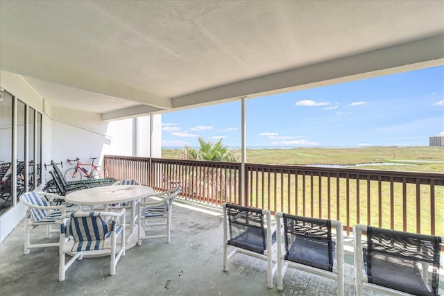 view of sunroom / solarium