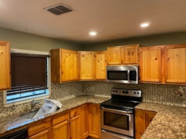 398 Dean Dr, Kingsville, TX 78363 - photo 8