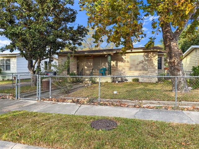 3434 Kay St, Corpus Christi, TX 78411 - view of front of house featuring a gate