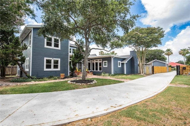 view of front of home with driveway
