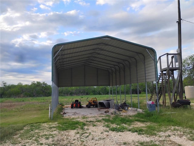 111 Deer Run, George West, TX 78022