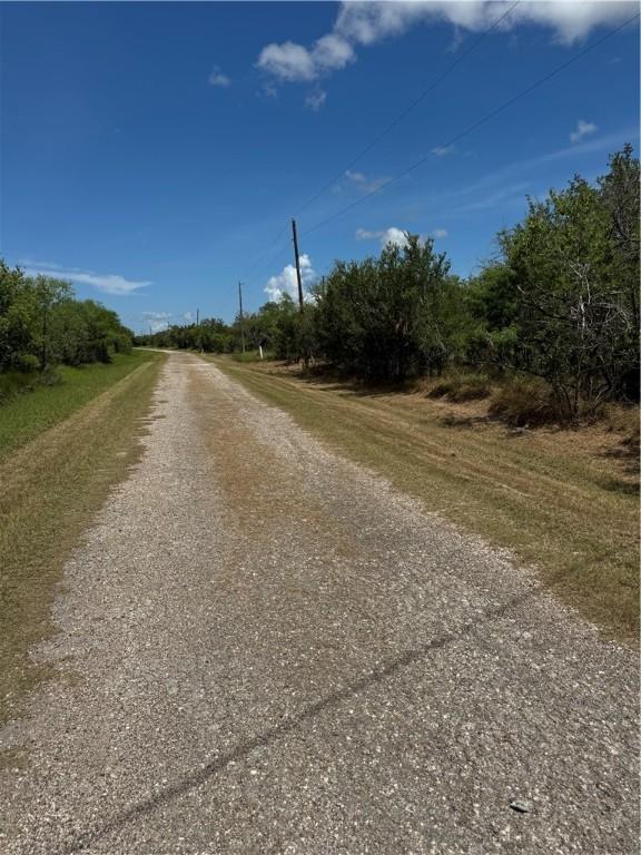 148 Luke Rd, Woodsboro, TX 78393