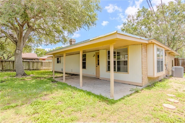 2721 Tumbleweed Dr, Corpus Christi, TX 78410 - rear view of property featuring a patio