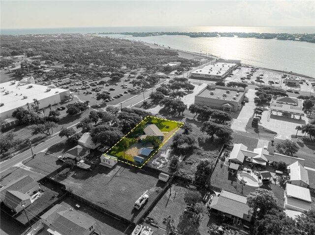 1321 Jenkins St, Rockport, TX 78382 - photo 2